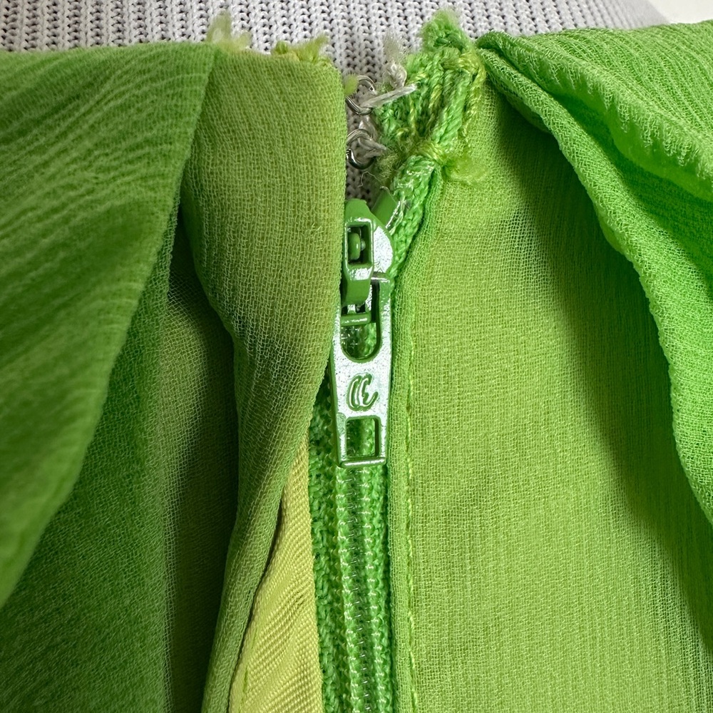 VINTAGE Bright Green Dress - Picture 5 of 14